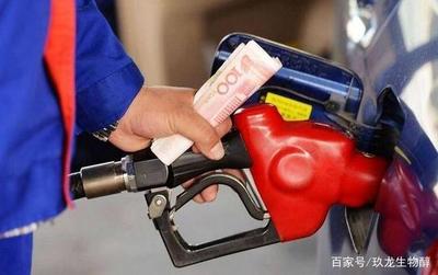 油价上涨,环境问题日益突出,新能源甲醇汽油你敢加吗?